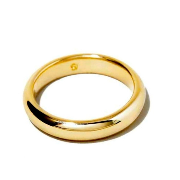 Ana Luisa Accessories - Ana Luisa|Gold Band Ring - Everly|size 8|stackable or wear alone​​​​​